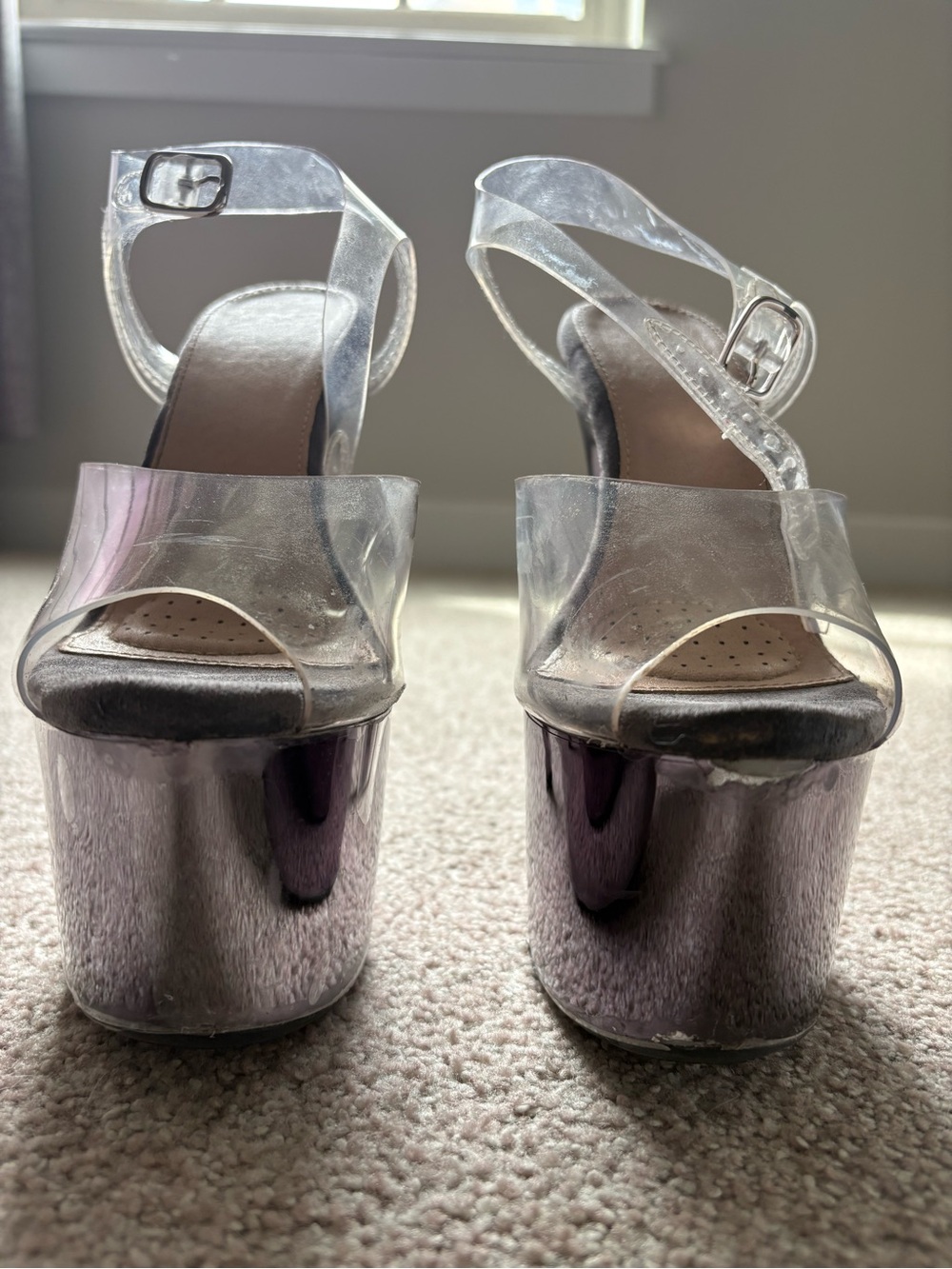 Hella heels 7”